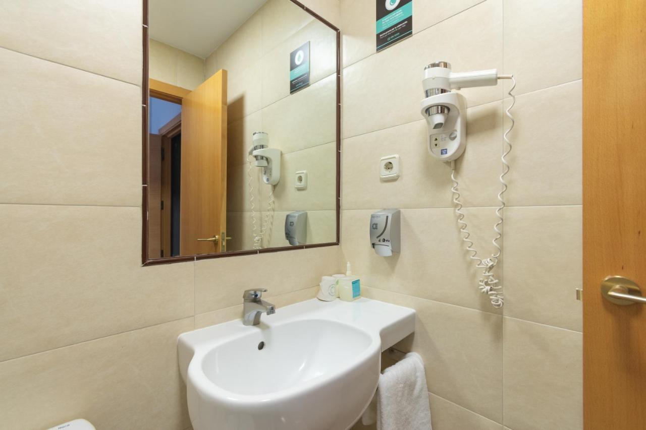 Alda Centro Pamplona Hotel Kültér fotó
