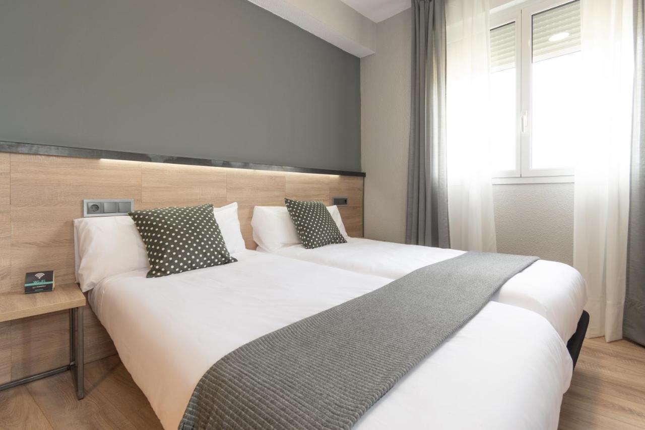 Alda Centro Pamplona Hotel Kültér fotó