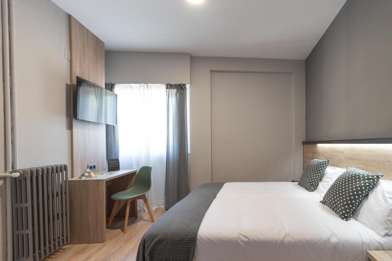 Alda Centro Pamplona Hotel Kültér fotó