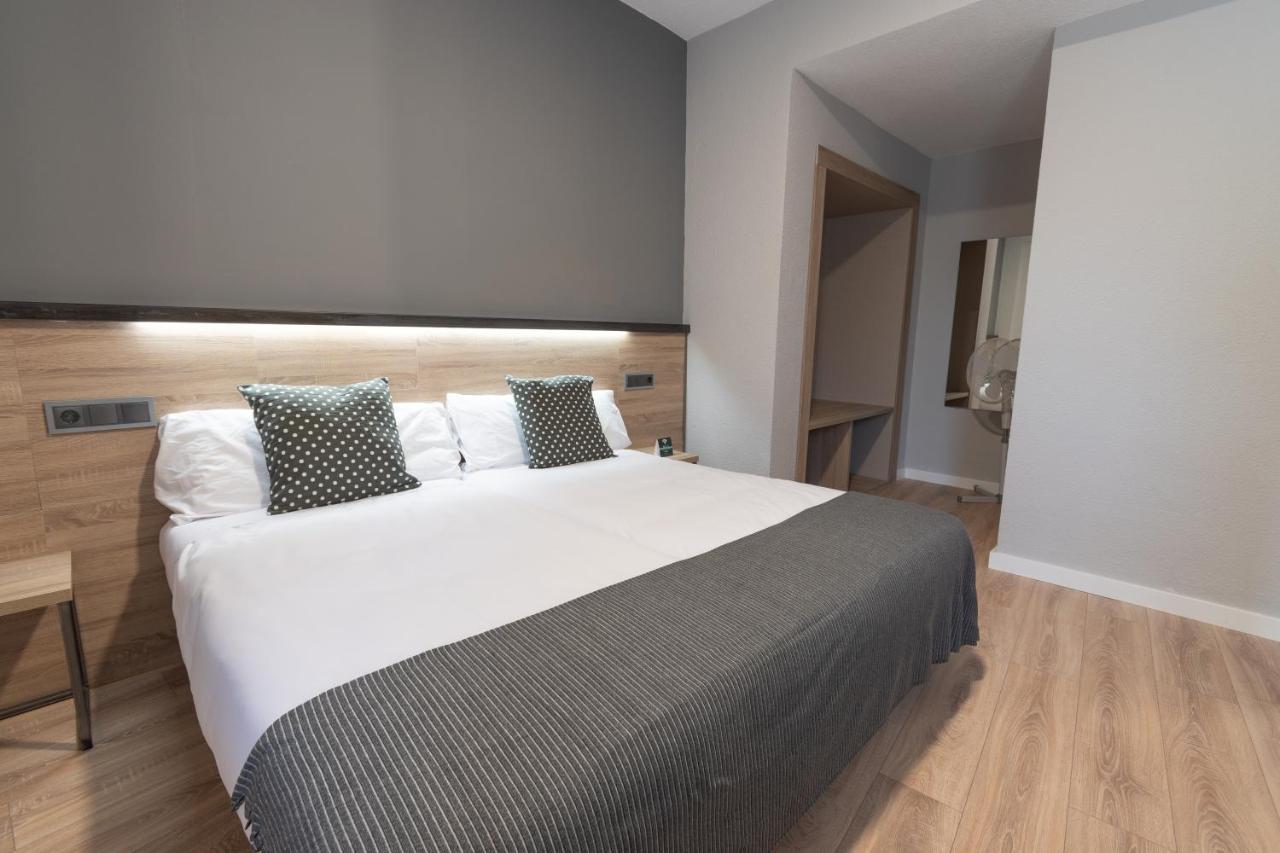 Alda Centro Pamplona Hotel Kültér fotó